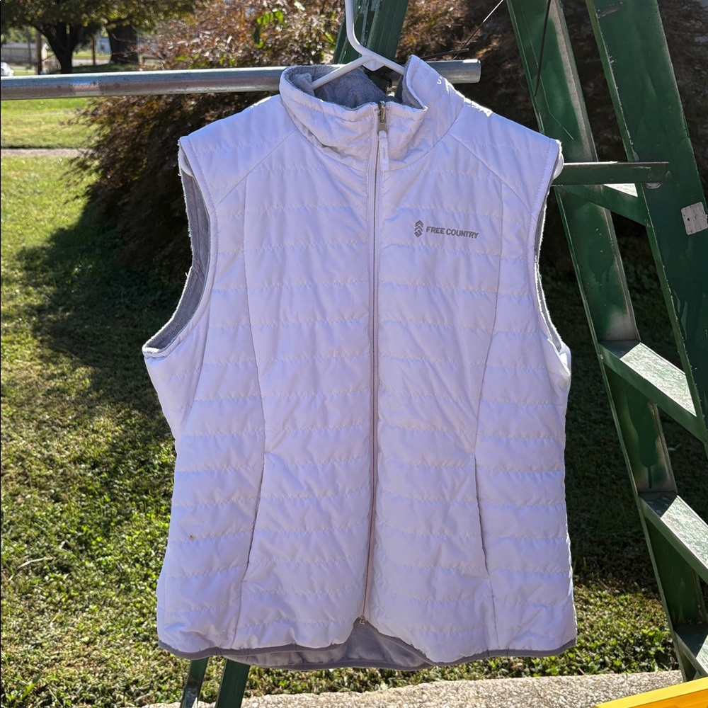 Free Country Light Gray Quilted Vest